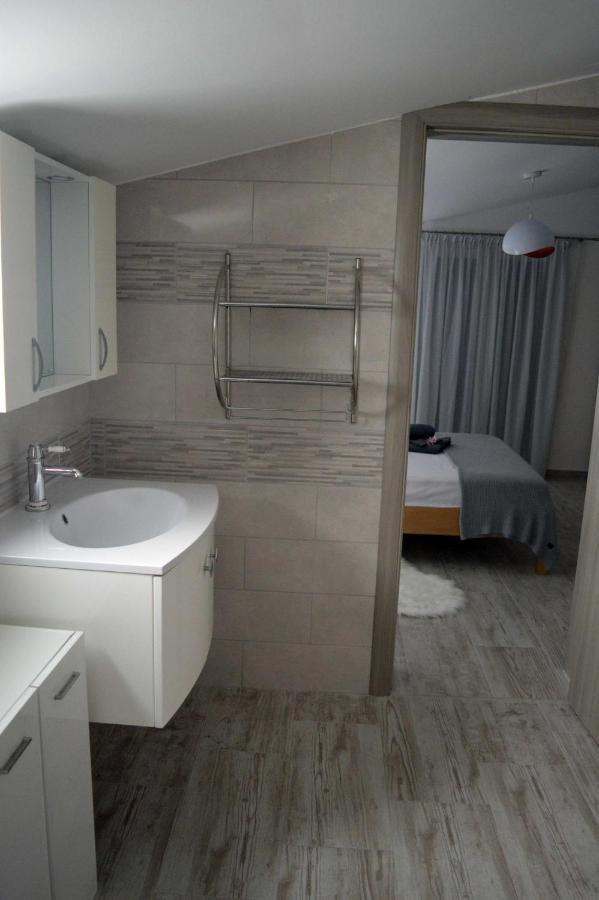 Vila Zara Nin Exterior foto